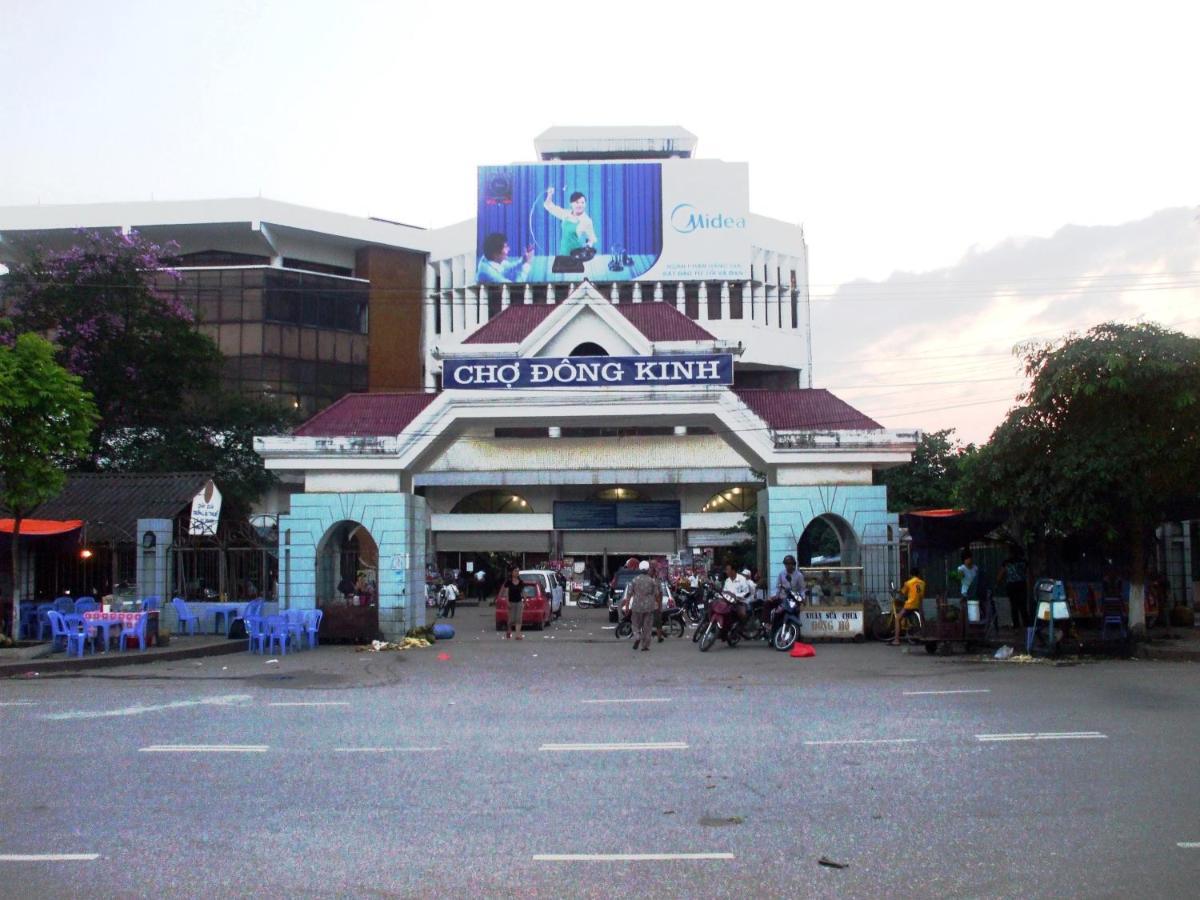 Khach San Cong Doan - 76 Le Hong Phong Hotel Lang Son Exterior photo